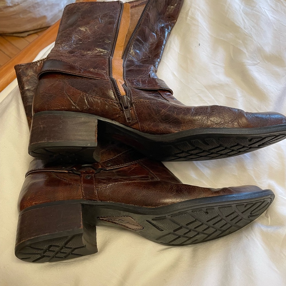 STUNNING Born Zip Boots size 9 lightly worn - Picture 3 of 6